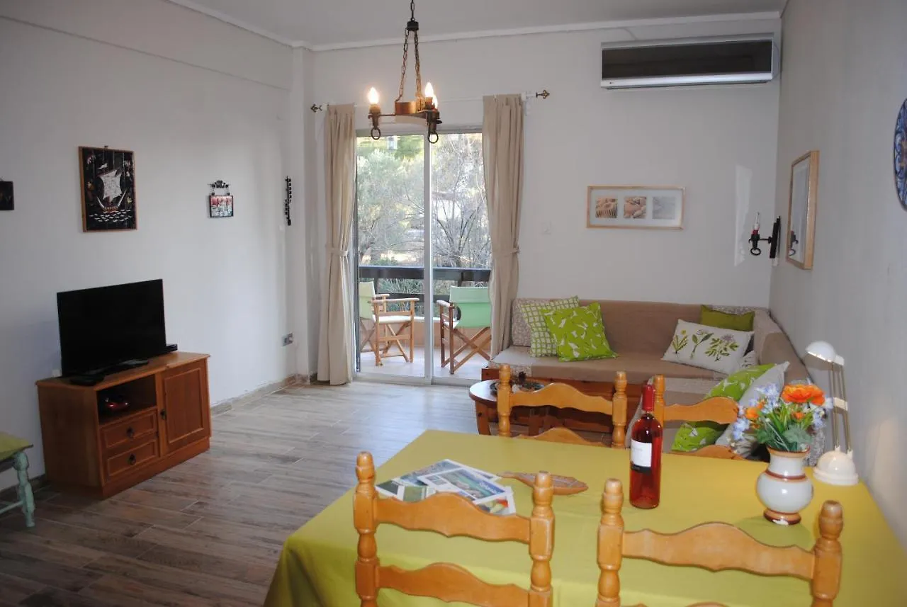 Daniil'S Seafront Apartment Nikiti