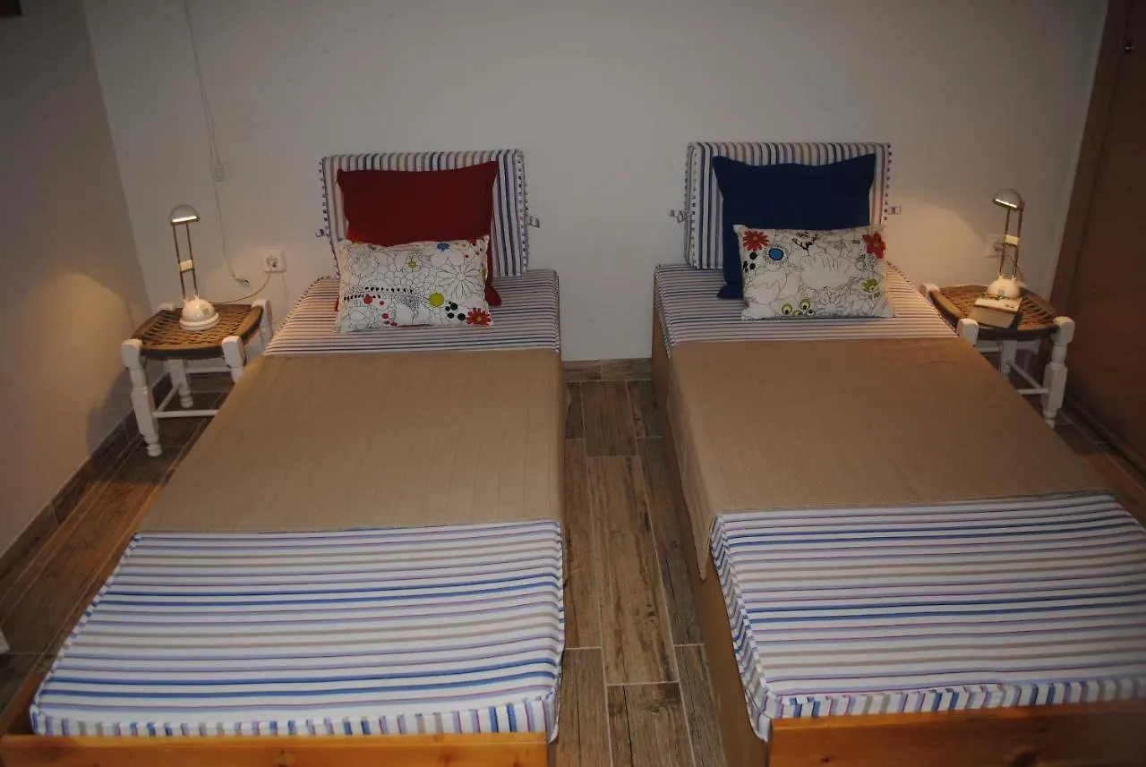 Daniil'S Seafront Apartment 니키티 0*,